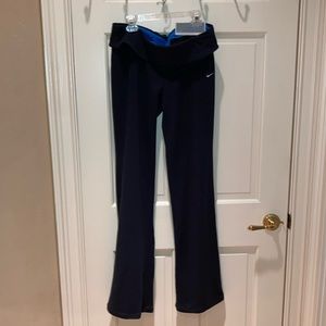 Women’s Black NWT yoga/sports pants. Nike.